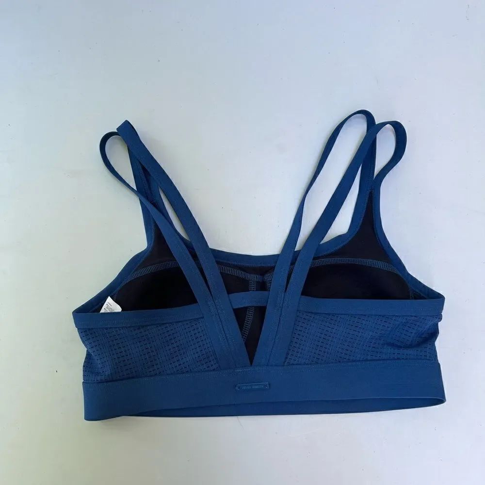 Under Armour Sports Bra size Small - Picture 2 of 6